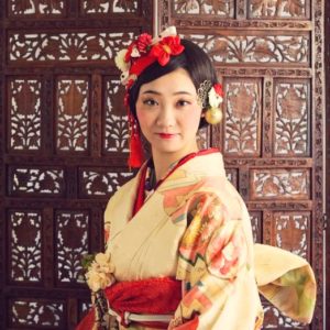 結婚式で振袖を選んだ花嫁さんの告白～式の最後に和装にするメリットデメリット～